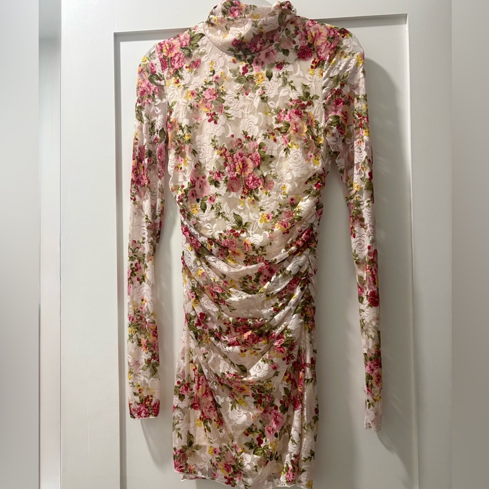 Vici Dolls Women’s Lace Floral Long Sleeved Mini Dress